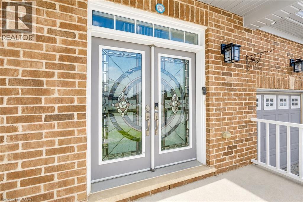 498 THOMAS SLEE Drive — photo 3