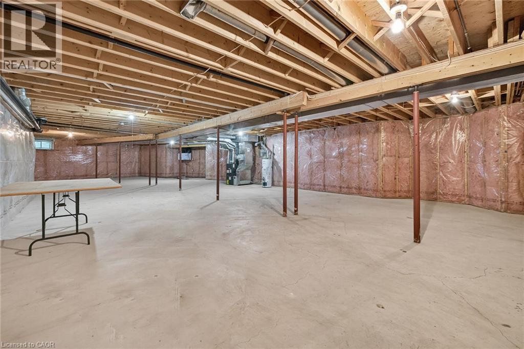 7011 DICKENSON Road E - 31