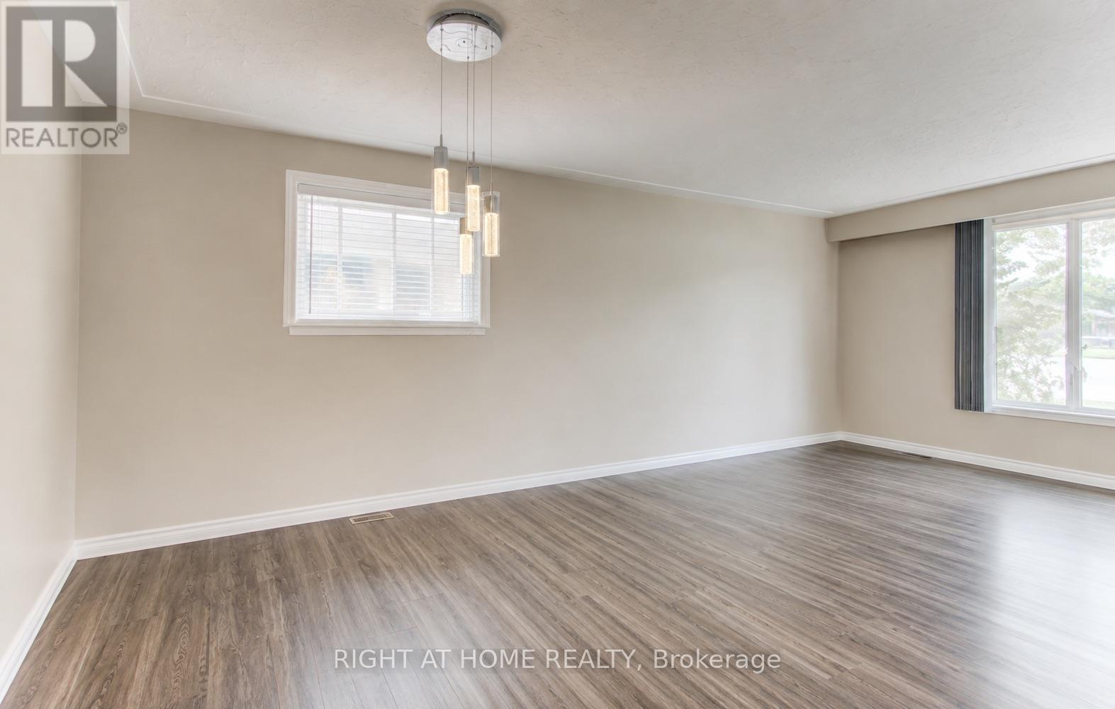 204 HOLBORN DRIVE — photo 3