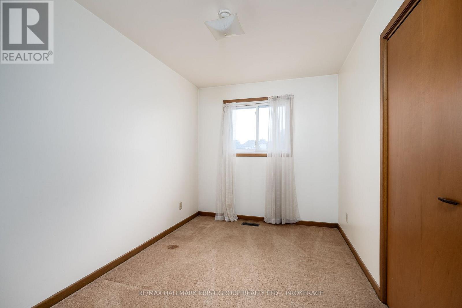 101 CASCADE BOULEVARD - Image 16