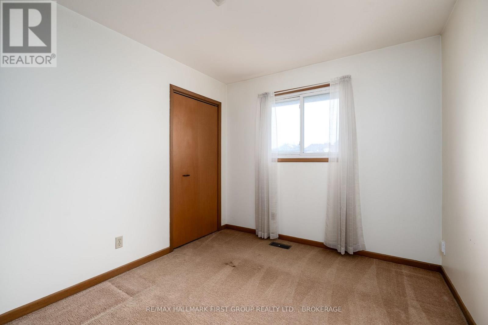 101 CASCADE BOULEVARD - Image 21