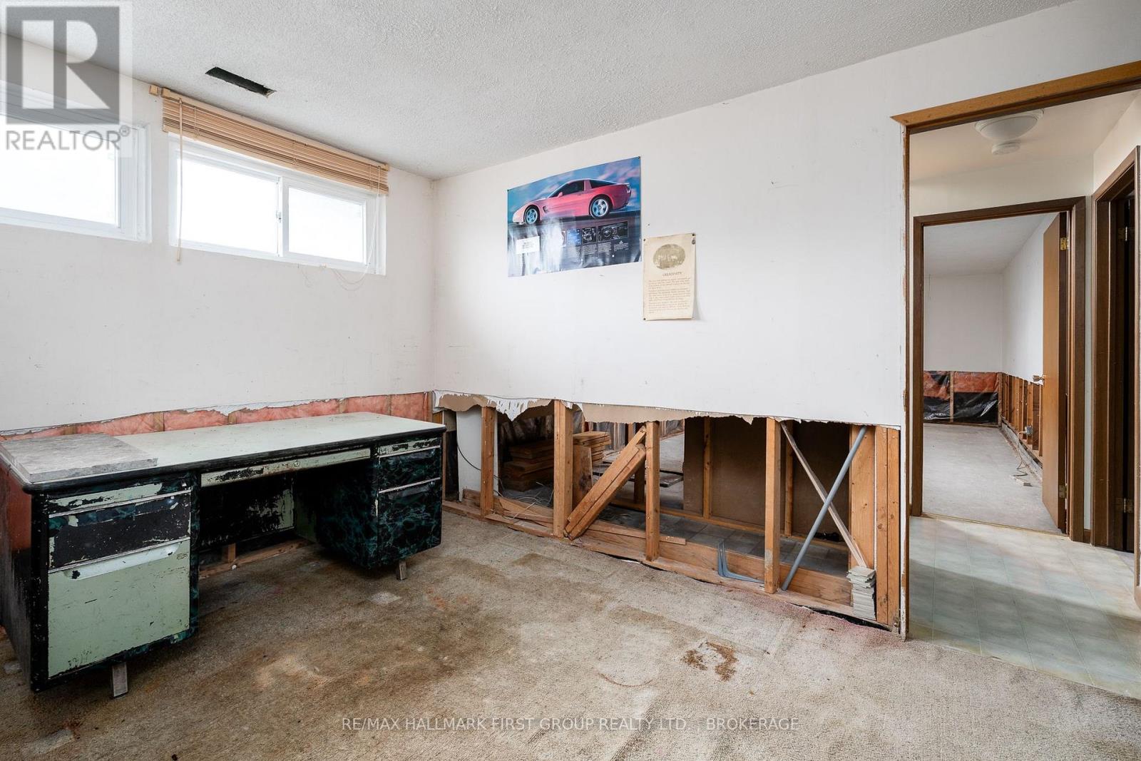 101 CASCADE BOULEVARD - Image 25