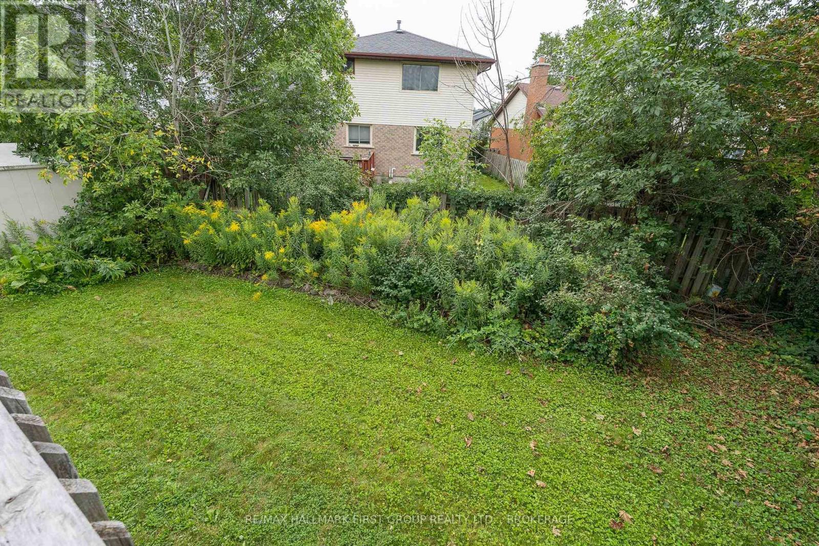 101 CASCADE BOULEVARD - 36