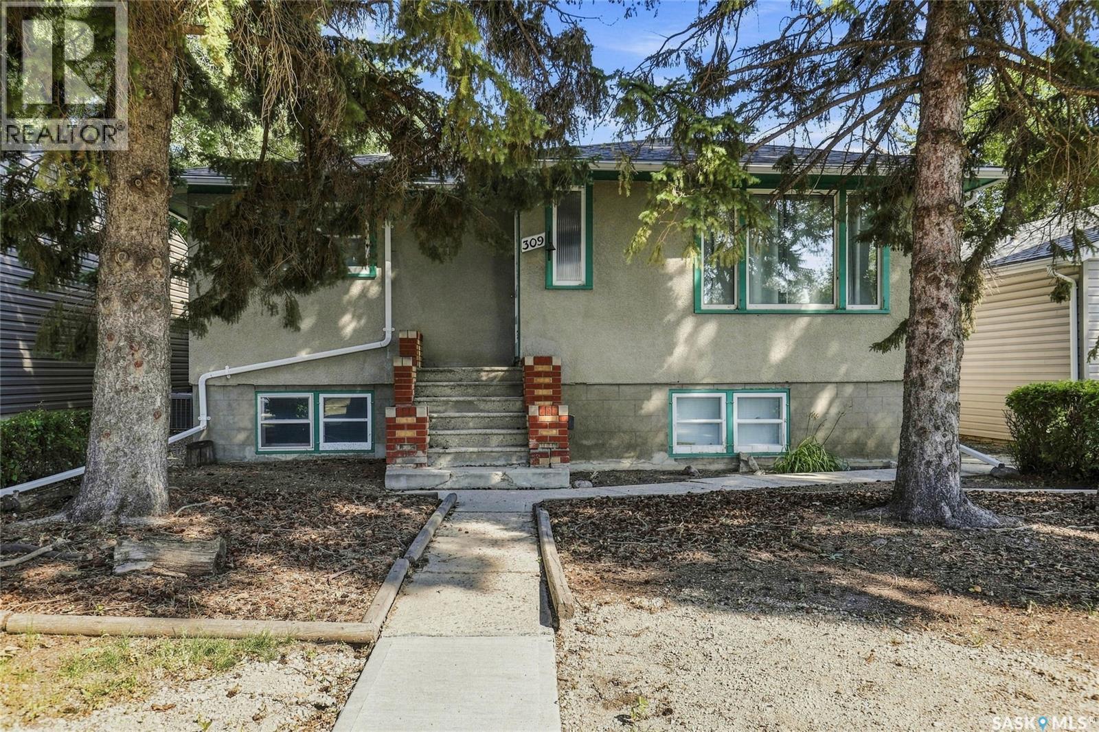 309 St John STREET