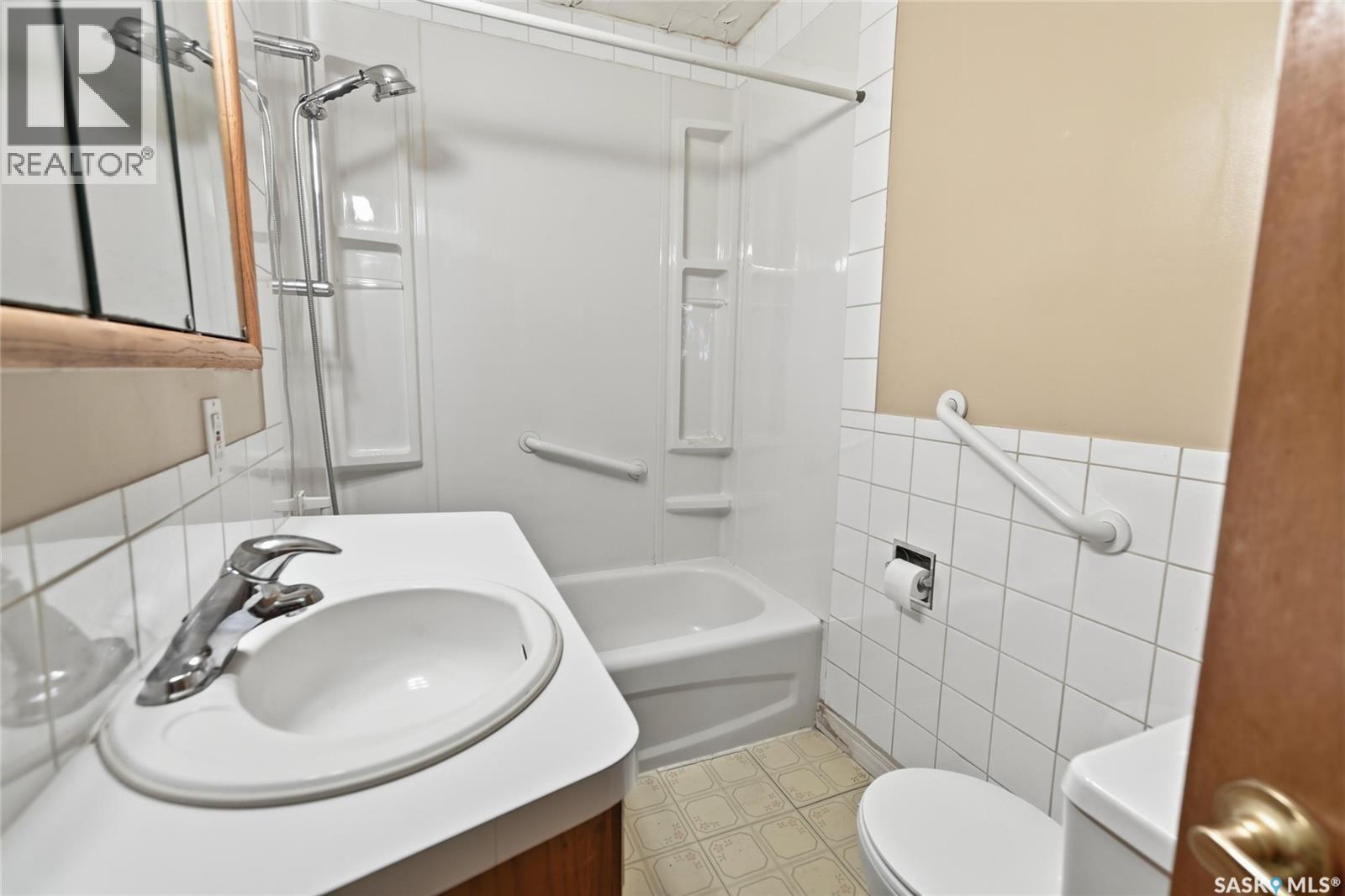 309 St John STREET - 12