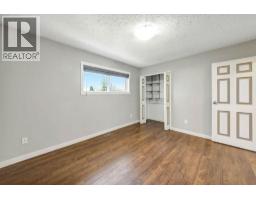 3pc Bathroom - 5104 54a Street, Lloydminster, AB T9V0S5 Photo 11