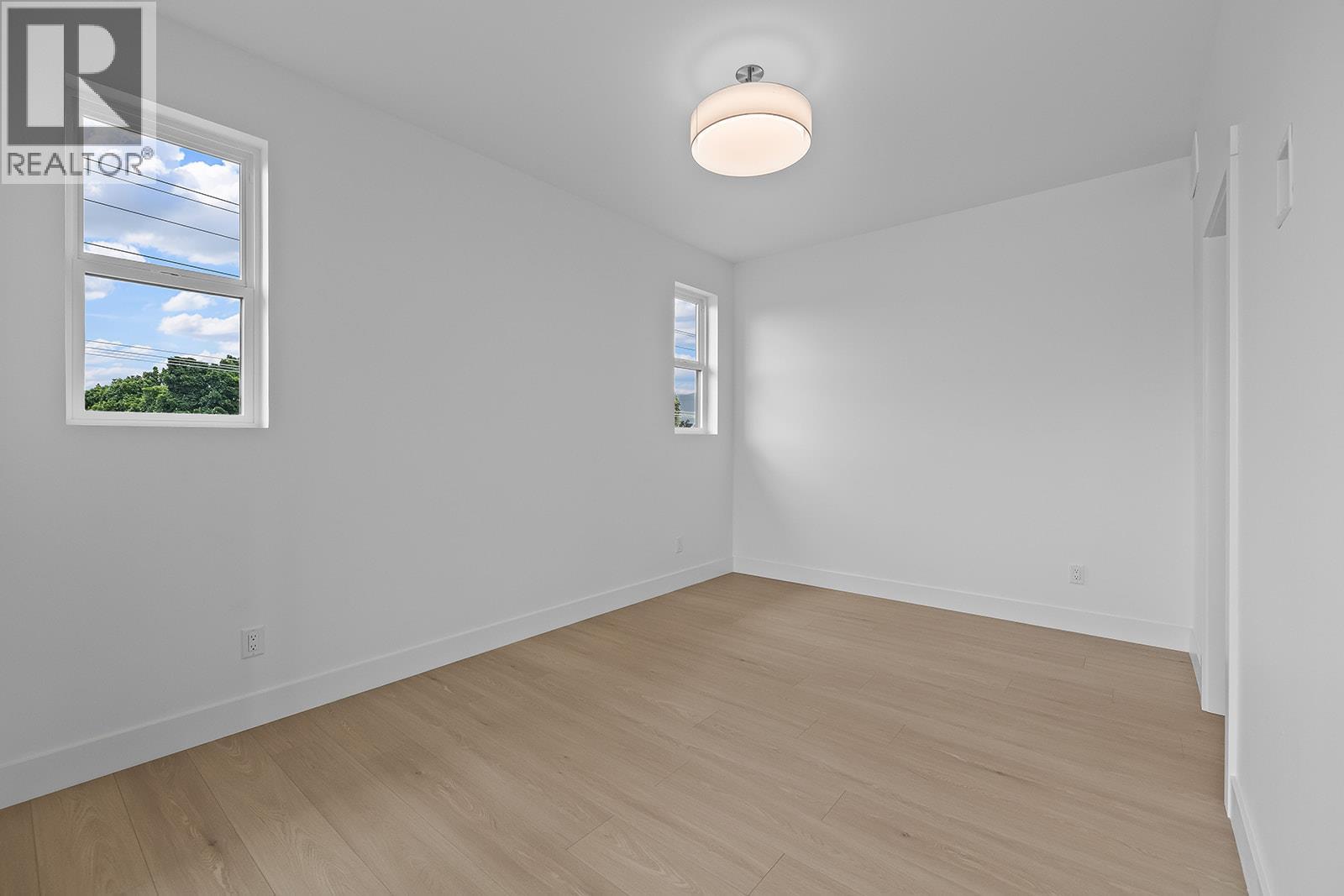 #3 662 Birch Avenue - 39