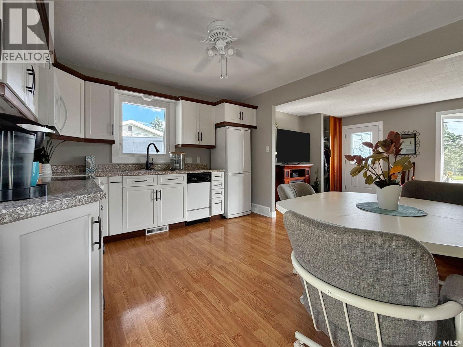 507 Prairie AVENUE - Image 7