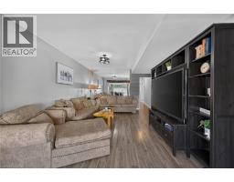 Eat in kitchen - 220 Paling Avenue, Hamilton, ON L8H5J7 Photo 10