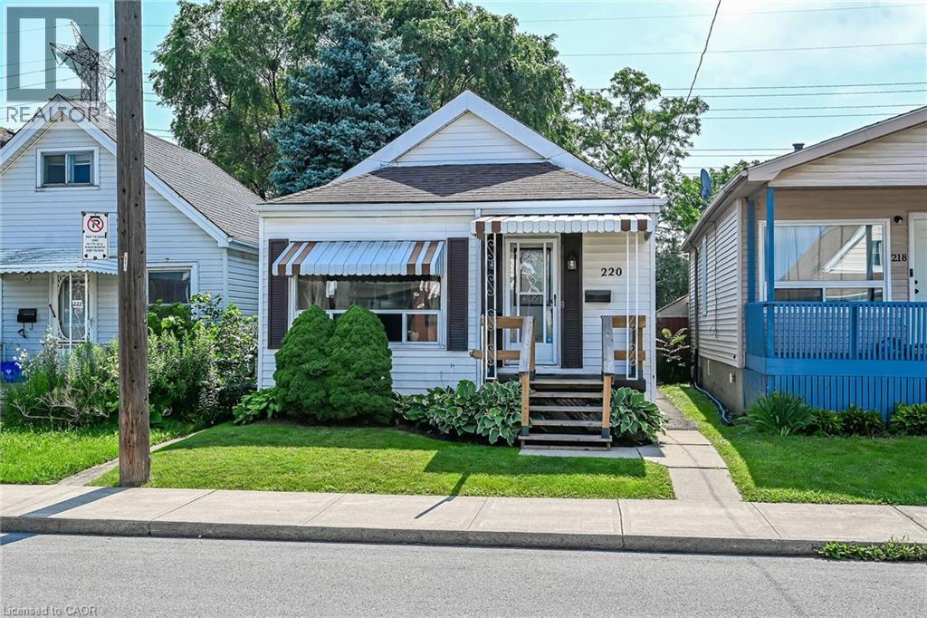 Photo of 220 PALING Avenue