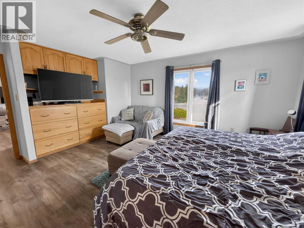 18142 Township Road 1102 - Image 22
