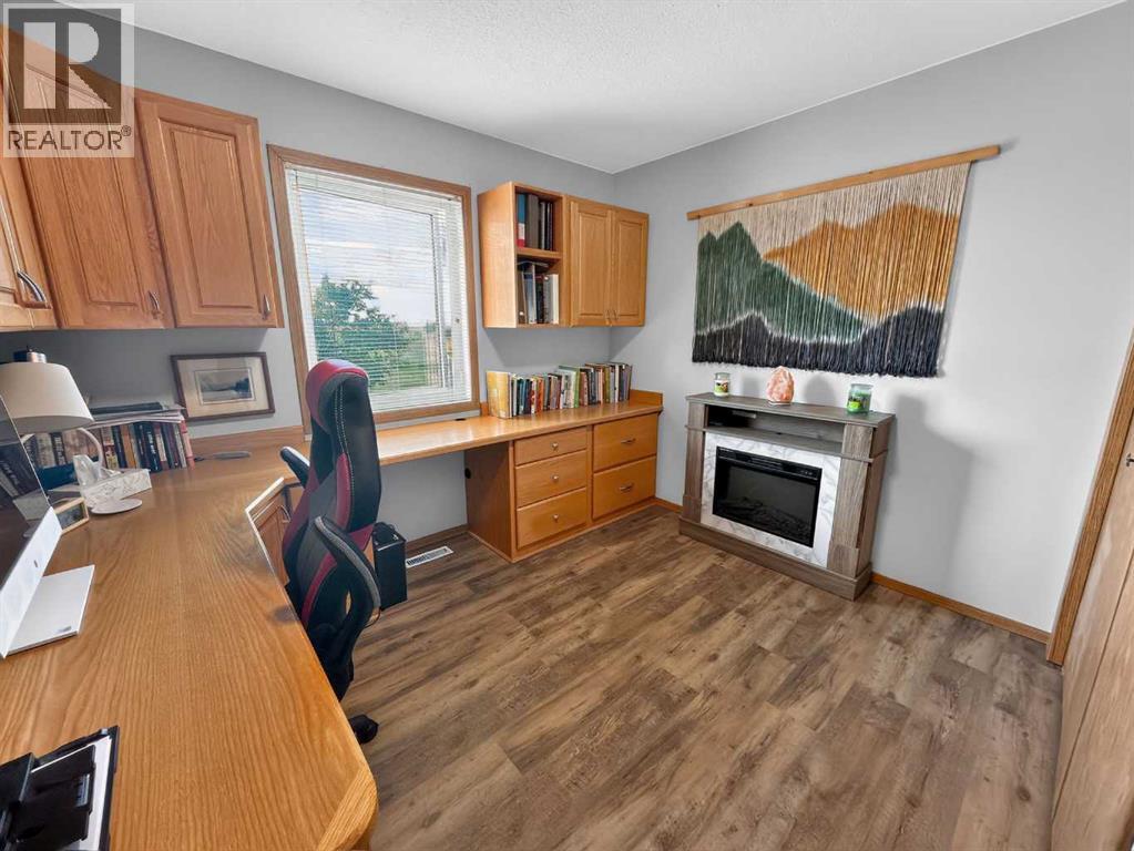 18142 Township Road 1102 - Image 12