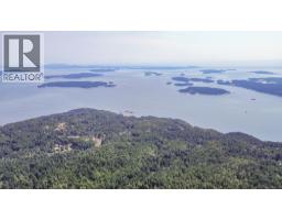 109 Skywater View, Salt Spring Island, BC V8K2W9 Photo 13