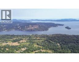109 Skywater View, Salt Spring Island, BC V8K2W9 Photo 12