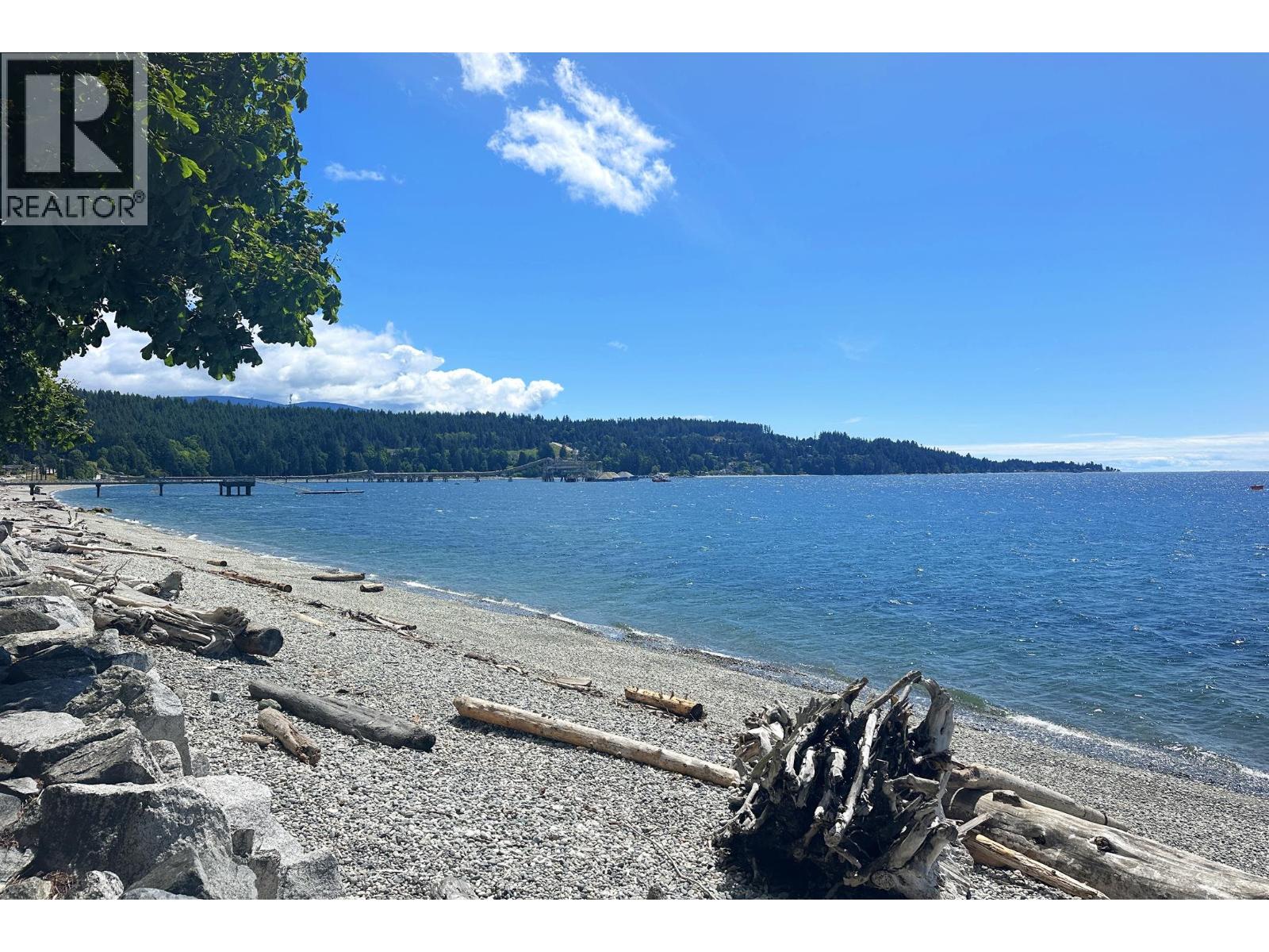 5787 EBBTIDE STREET, Sechelt