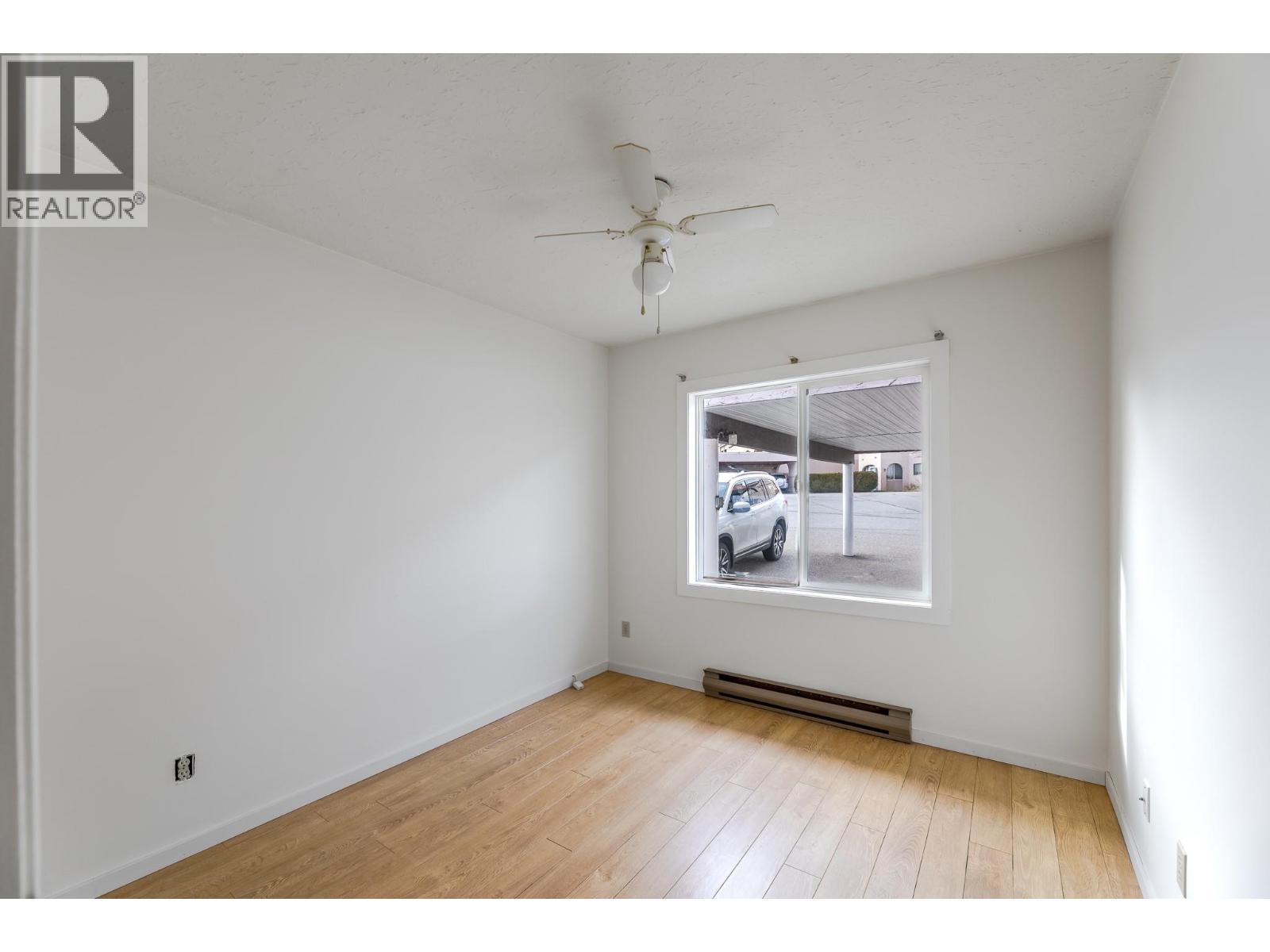 #1 8010 Vedette Drive - 14