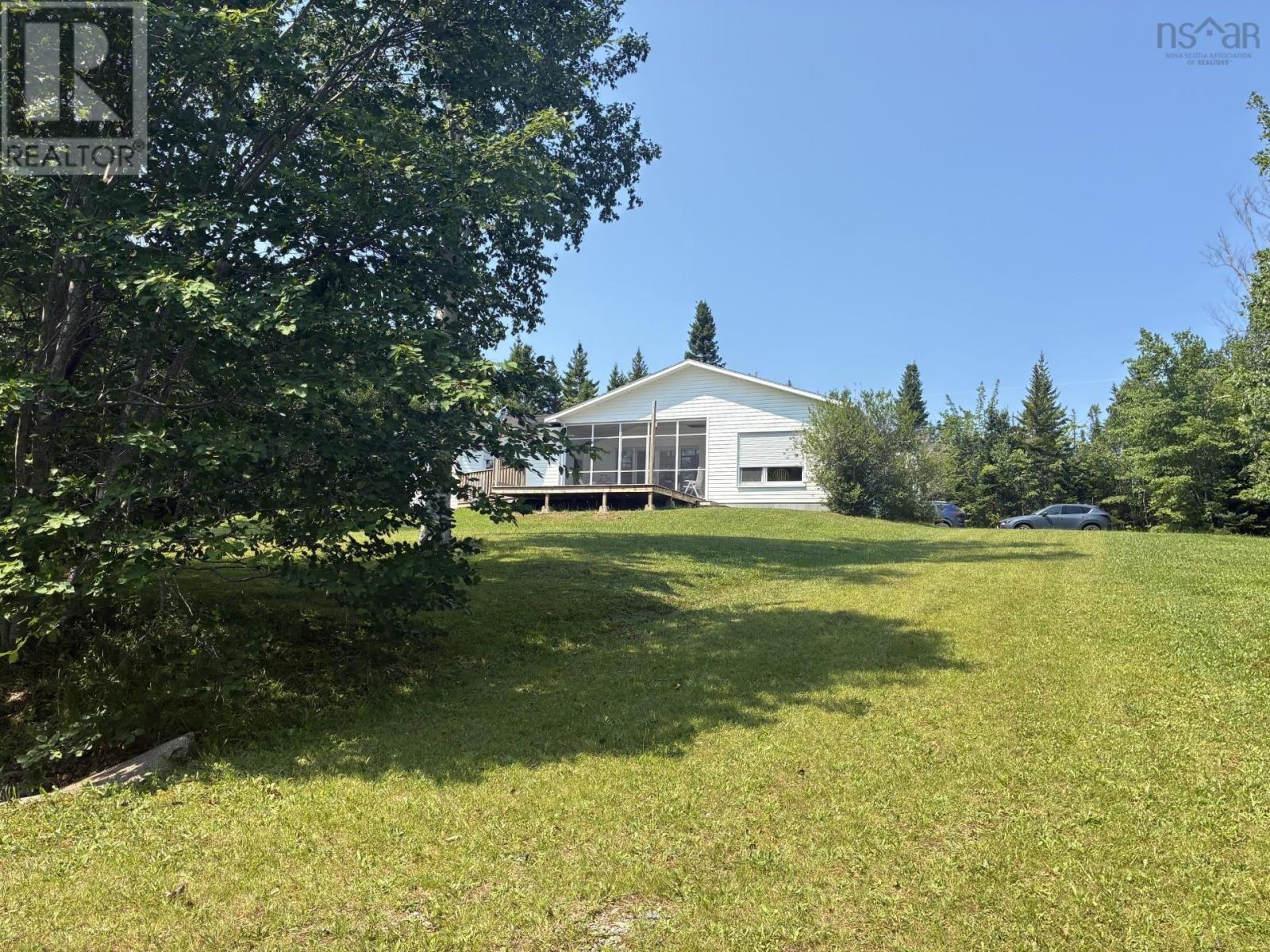 135 Eagles Way