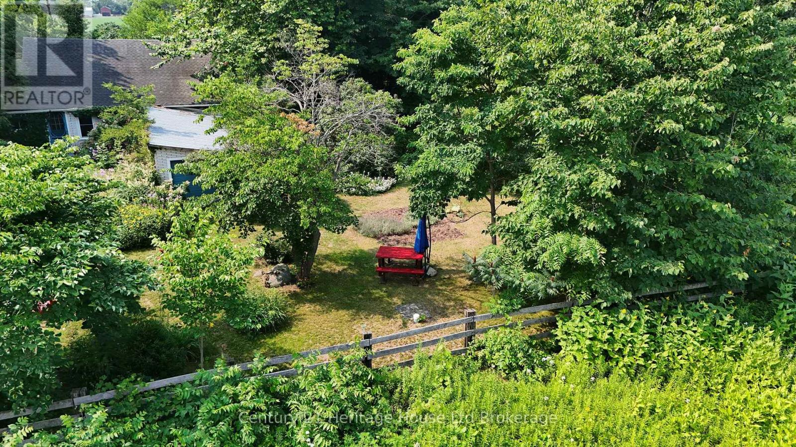 55728 MAPLE GROVE LINE - Image 18