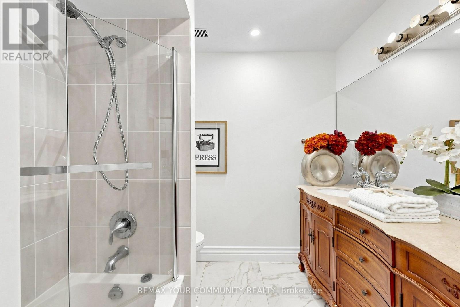 3 COBBLESTONE DRIVE - 39