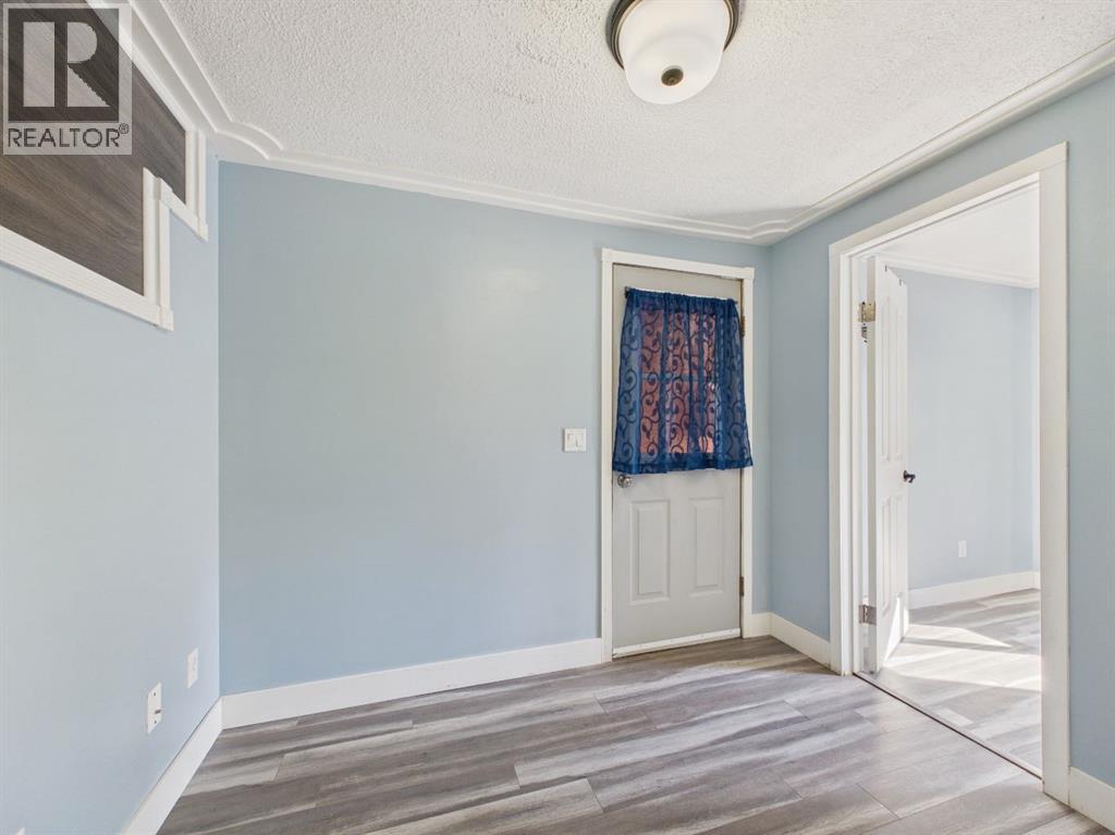 Listing photo – 107, 6834 59 Avenue, Red Deer