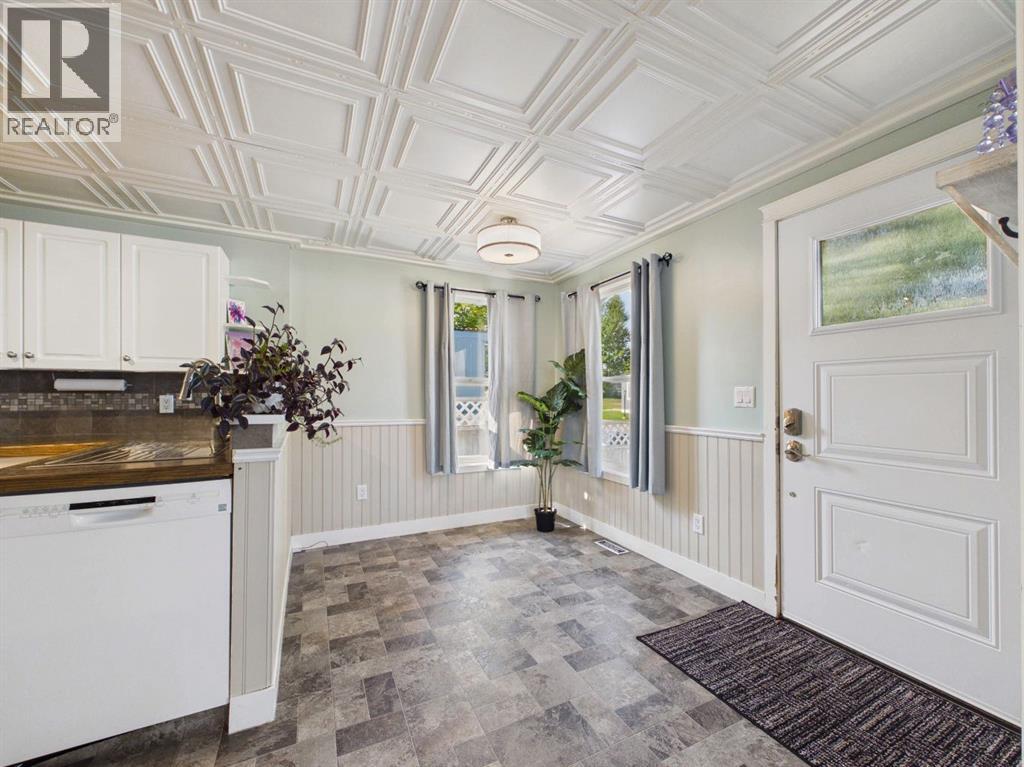 Listing photo – 107, 6834 59 Avenue, Red Deer