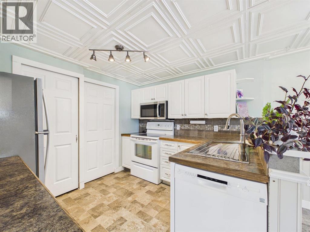 Listing photo – 107, 6834 59 Avenue, Red Deer