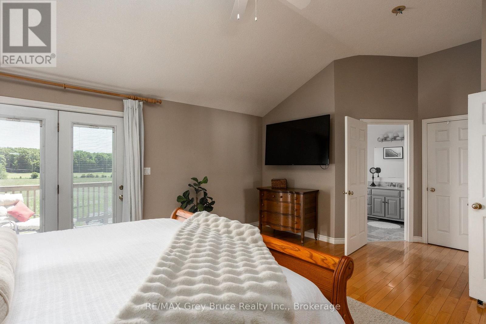 122152 SIDEROAD 12 - Image 20
