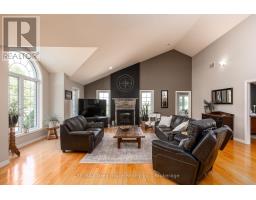 Family room - 122152 Sideroad 12, Georgian Bluffs, ON N4K5N5 Photo 14