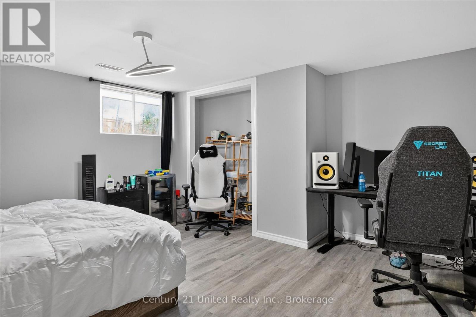 2110 SPRINGWOOD ROAD - 33