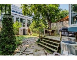 15 Battenberg Avenue, Toronto, ON M4L1J7 Photo 22