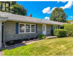15 Sherwood Court, photo 2