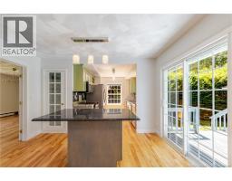 15 Sherwood Court, photo 9