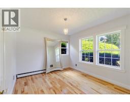 15 Sherwood Court, photo 19