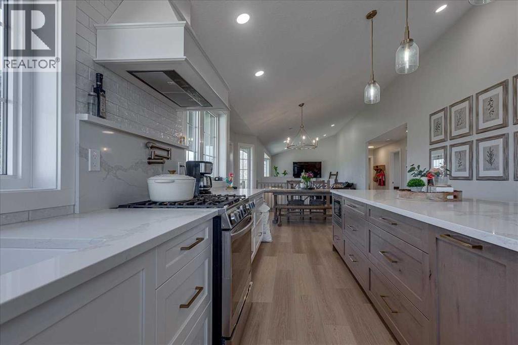 Listing photo – 24219 413 Township, Rural Lacombe County