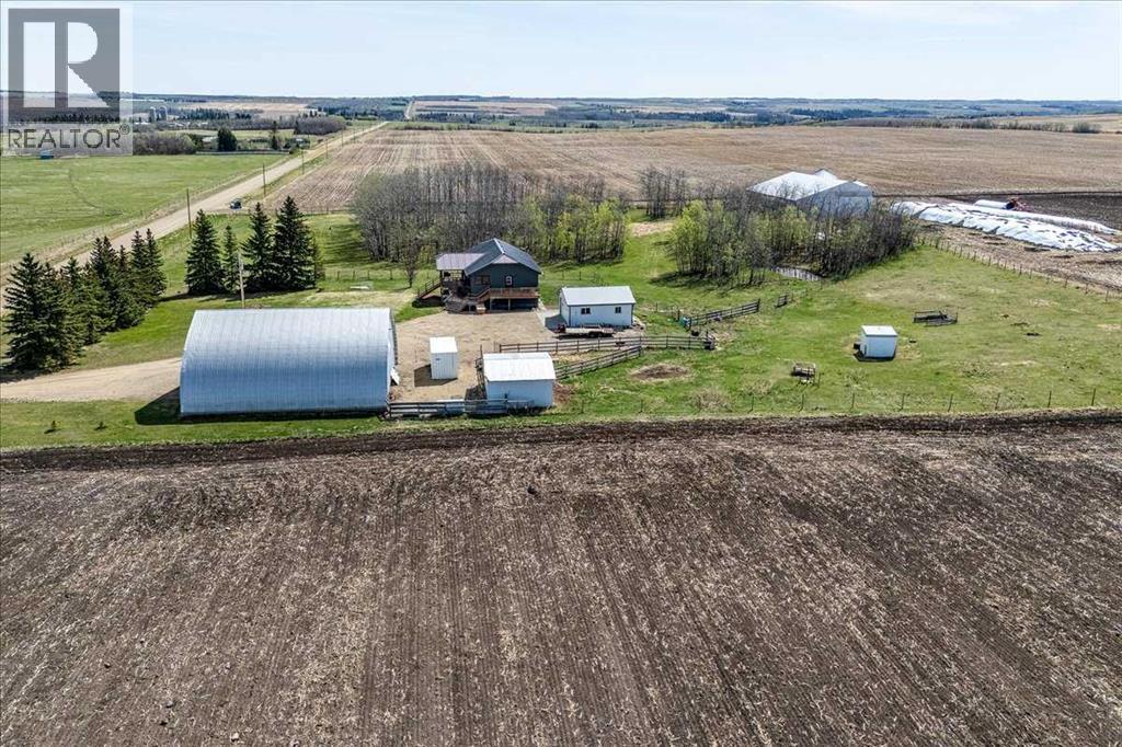 Listing photo – 24219 413 Township, Rural Lacombe County