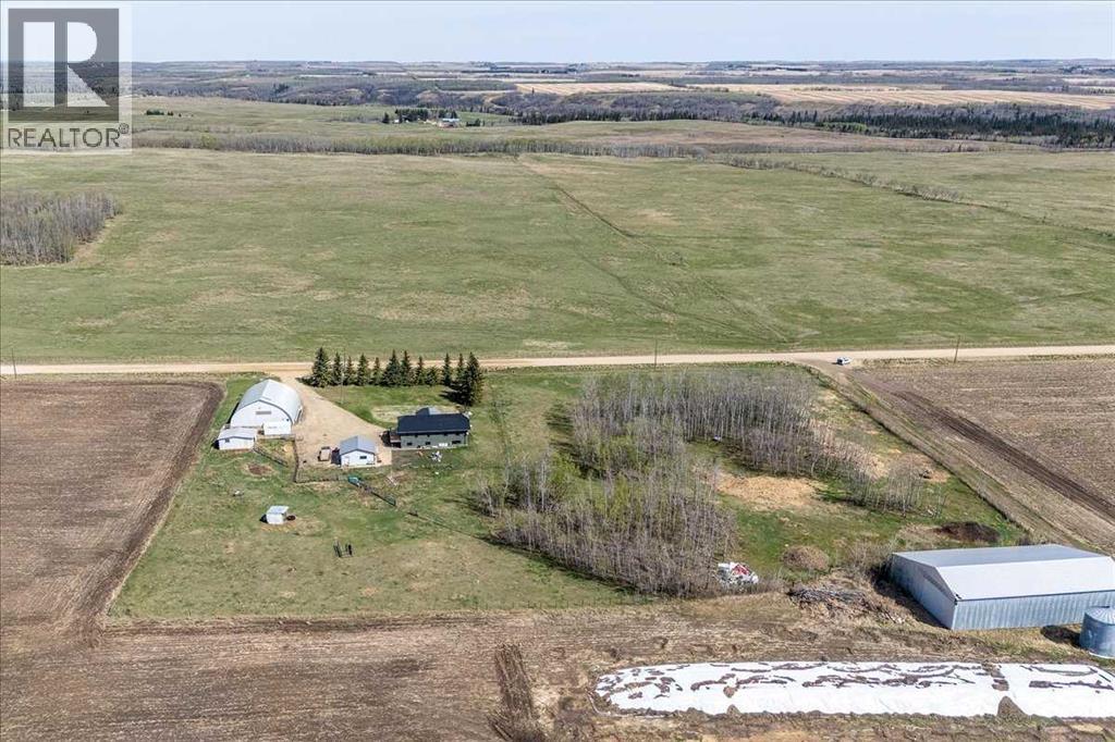 Listing photo – 24219 413 Township, Rural Lacombe County