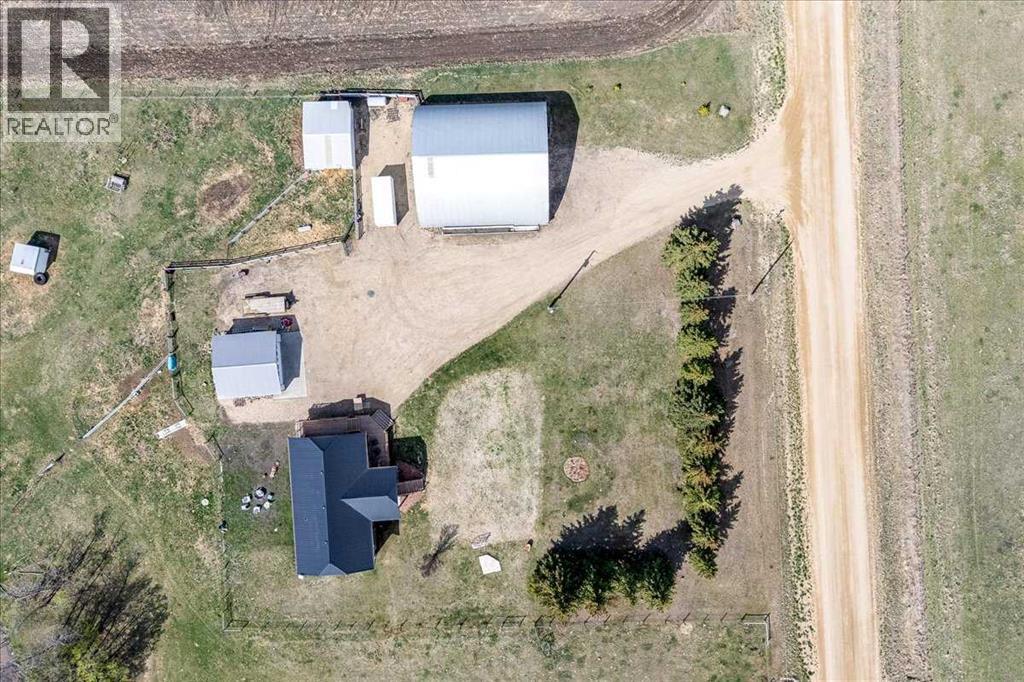 Listing photo – 24219 413 Township, Rural Lacombe County