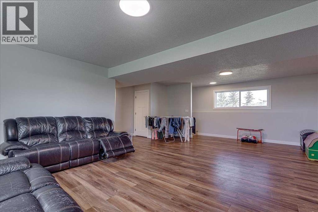 Listing photo – 24219 413 Township, Rural Lacombe County