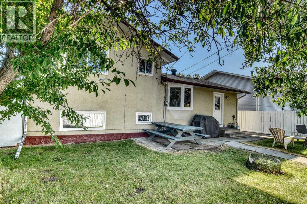 6151 Penworth Road SE - 24