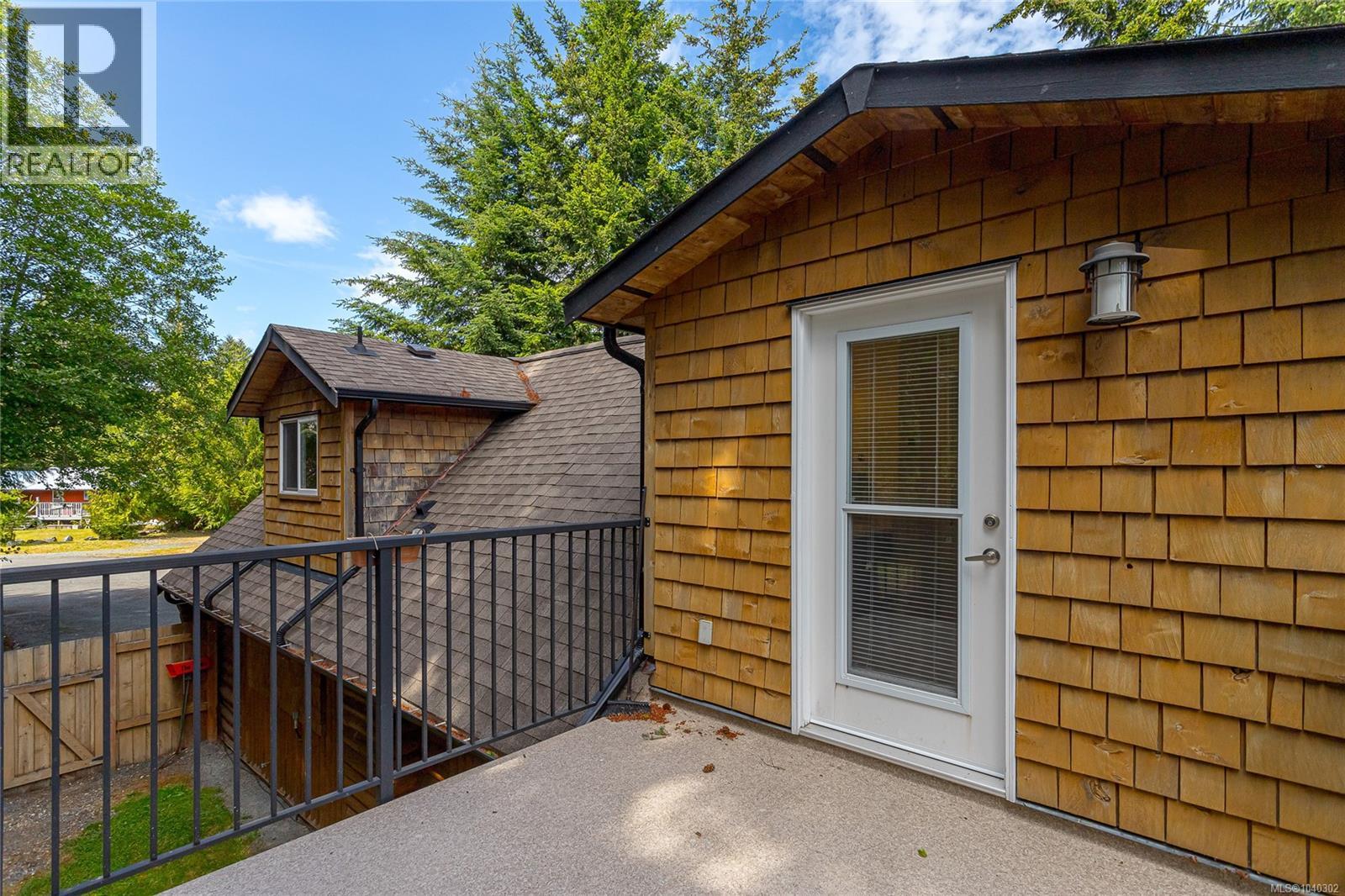 70 Islewood Dr, Bowser