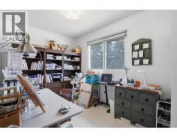 284 Arrowstone Drive, Kamloops, BC V2C1P7 Photo 16