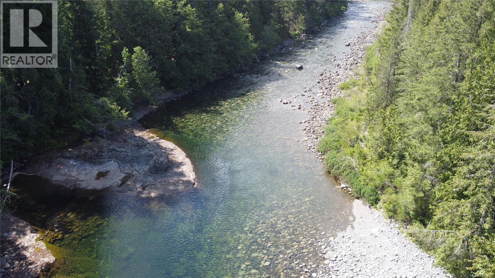 2745 Nanaimo River Rd - 30