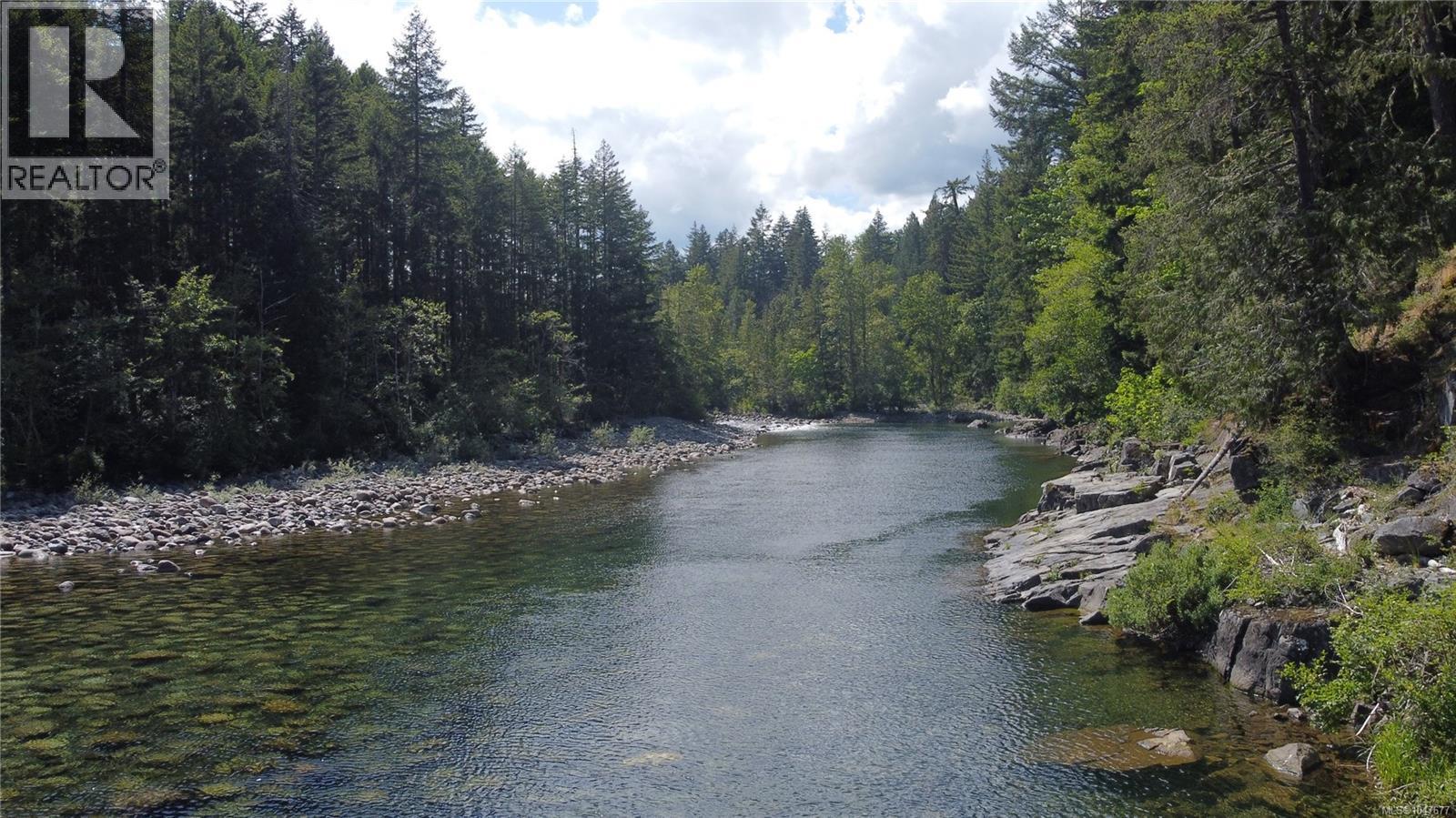 2745 Nanaimo River Rd - 25