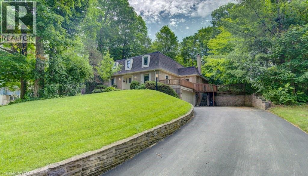 318 SHAKESPEARE Place - Image 4