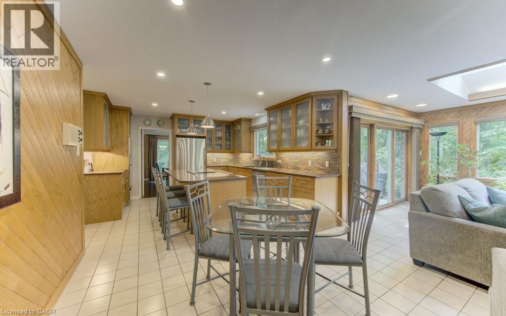 318 SHAKESPEARE Place - Image 19