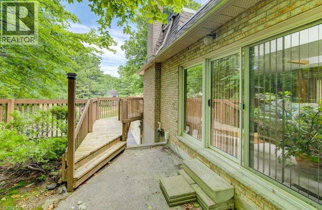 318 SHAKESPEARE Place - Image 44