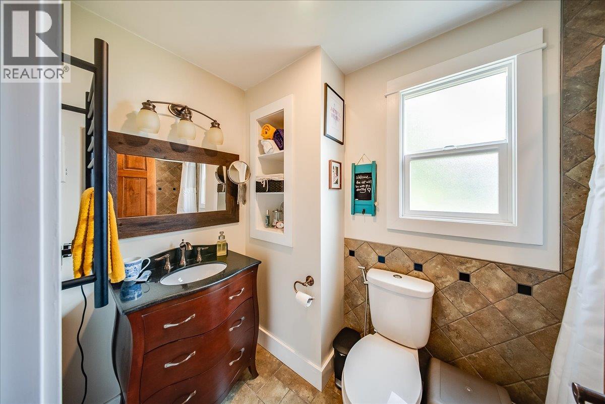 812 2nd Street - 15