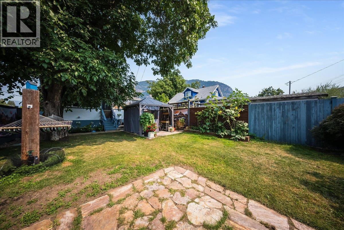 812 2nd Street, Castlegar