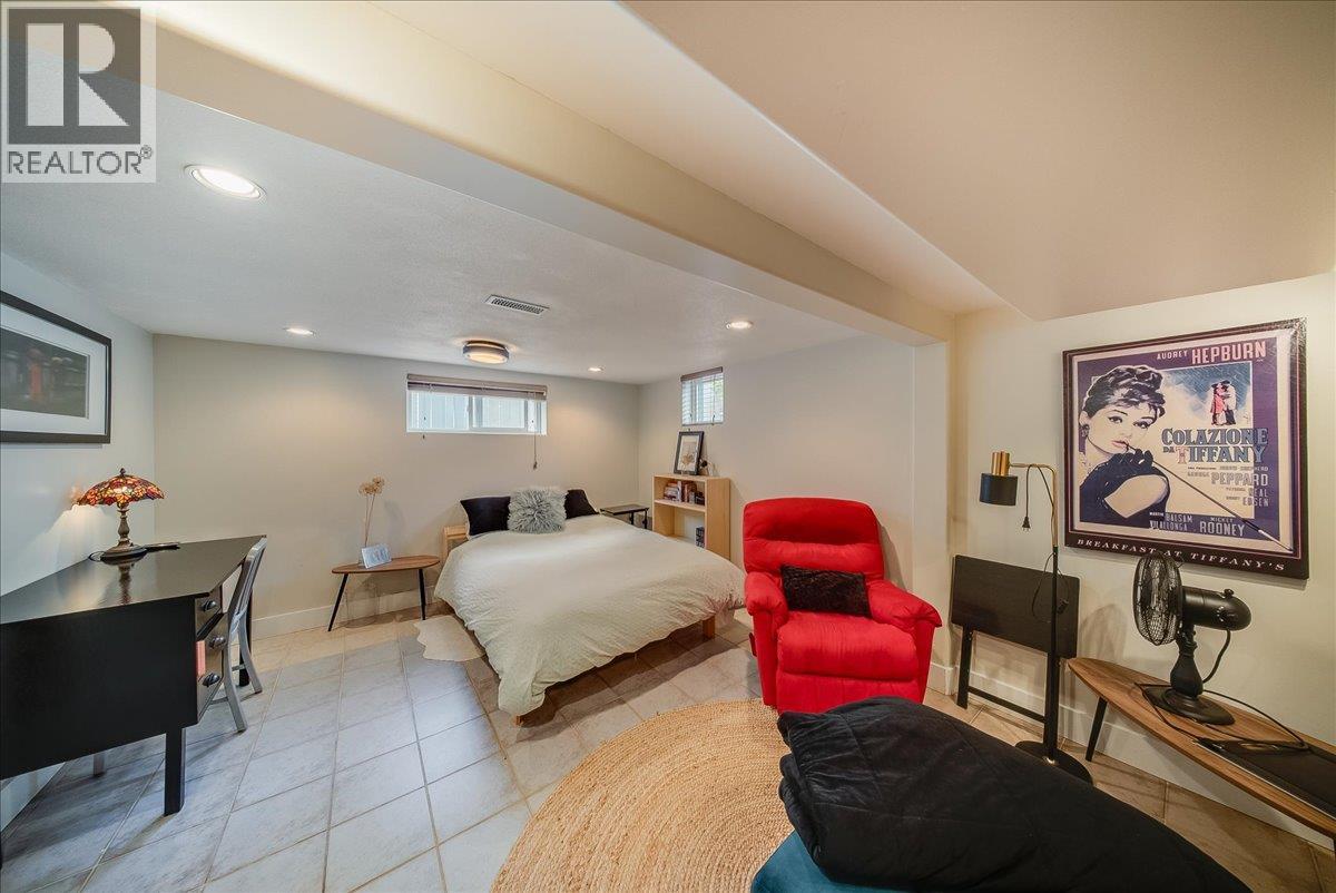 812 2nd Street, Castlegar