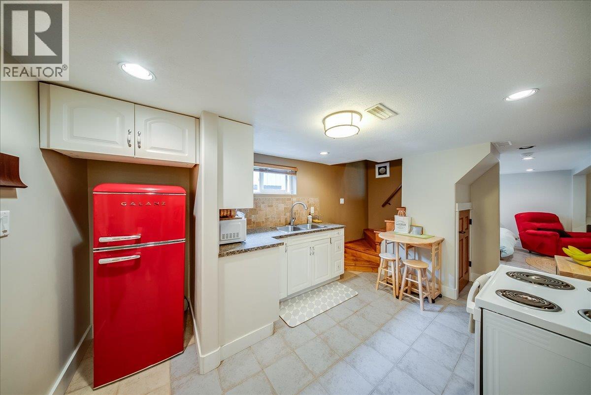 812 2nd Street, Castlegar
